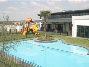 1 Bed Apartment in Petervale