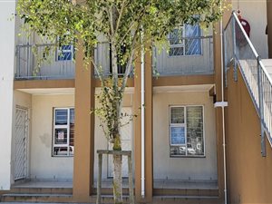 2 Bed Apartment in Blue Downs