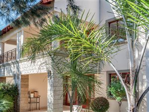 3 Bed Apartment in Rivonia