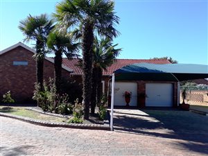 3 Bedroom Apartment in Elandsfontein AH