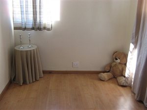 1 Bed Garden Cottage in Savoy Estate