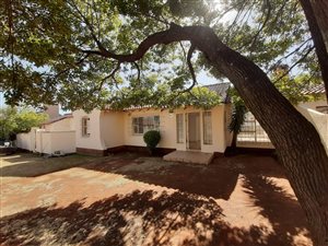 4 Bed House in Cresslawn