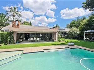 4 Bed House in Senderwood