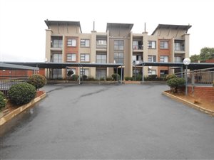 2 Bed Apartment in Bloubosrand