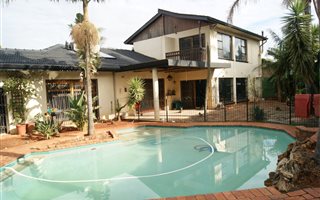 4 Bedroom House in Franklin Roosevelt Park