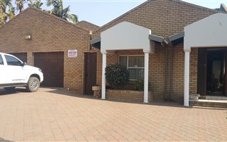 4 Bedroom House in Del Judor