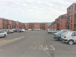 2 Bed Apartment in Klein Nederburg