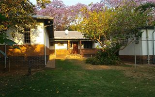 4 Bedroom House in Rietondale