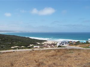 593 m² Land available in Vlees Bay