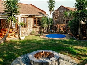 3 Bed Townhouse in Lovemore Heights