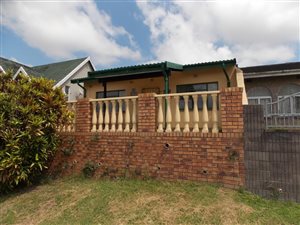 3 Bed House in Shallcross