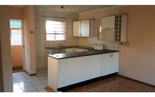 2 Bedroom Townhouse in Castleview