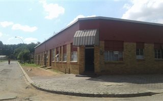 7 Bedroom Flat in Vanderbijlpark CE6