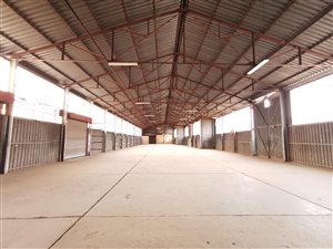 2401 m² Industrial space in Benrose