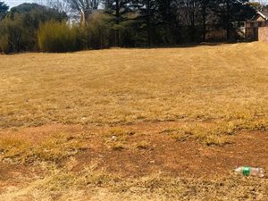 1225 m² Land available in Riamarpark
