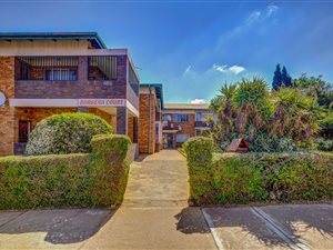 1.5 Bed Apartment in Florida