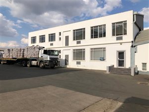 806 m² Industrial space in Manufacta
