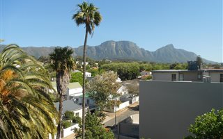 2 Bedroom Apartment in Wynberg