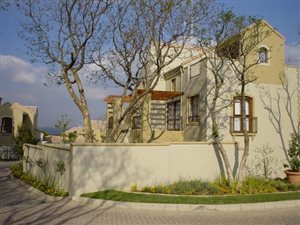 2 Bed Duplex in Lonehill