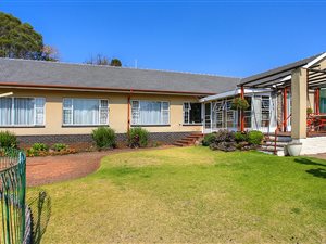 4 Bed House in Sunningdale