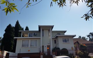 3 Bedroom House in Sterrewag
