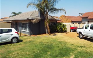 3 Bedroom House in Fransville