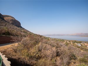 510 m² Land available in Kosmos