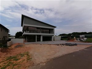 3 Bed House in Tongaat Beach