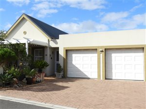 2 Bed House in Schonenberg Estate