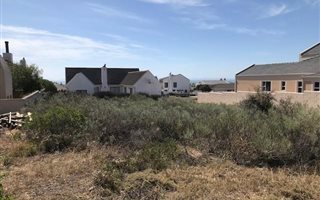 643 m² Land available in Country Club