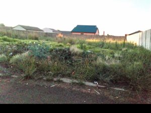 675 m² Land available in Crystal Park