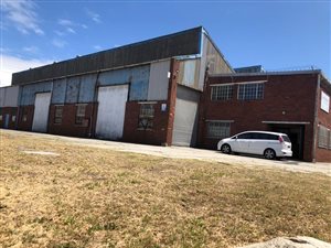 1120 m² Industrial space in Athlone