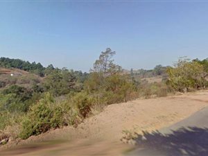 2090 m² Land available in Crestholme