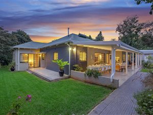 4 Bed House in Parktown North