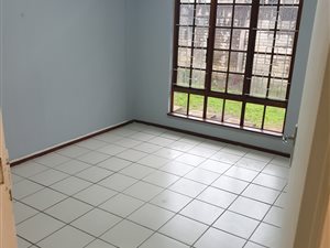 2 Bed Simplex in Pinetown Central