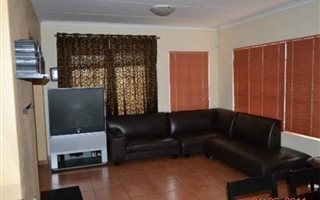 1 Bedroom Cluster in Bedfordview