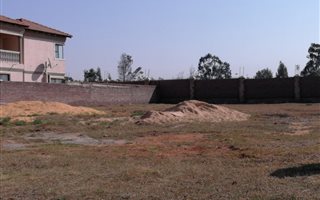 904 m² Land available in Helderwyk