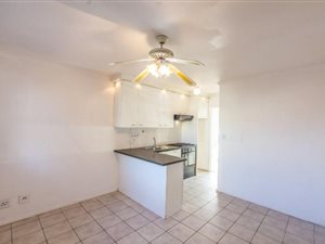 1 Bed Apartment in Bothasig