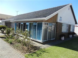 4 Bed House in Towerby