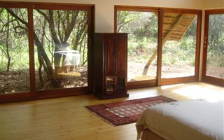 4 Bedroom House in Kosmos