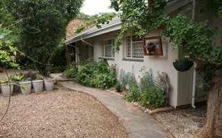 4 Bedroom House in Lynnwood Glen