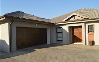 3 Bedroom Cluster in Brentwood Park