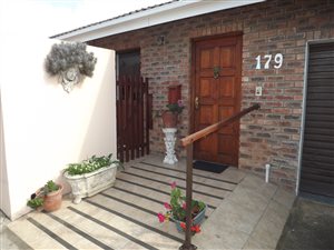 2 bedroom house for sale in East Bank | T3419079