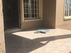 3 Bed Simplex in Honeydew Manor
