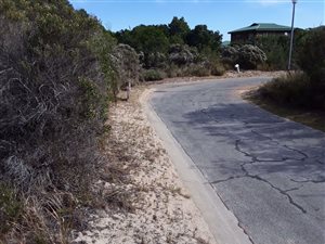 641 m² Land available in Gamtoos
