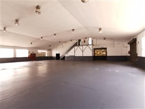 1471 m² Industrial space in Benrose