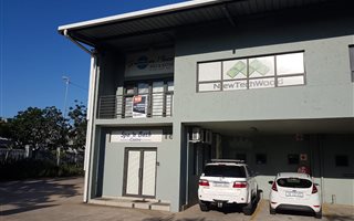 385 m² Industrial space in Newlands East