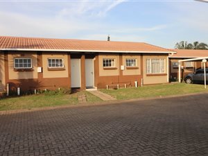 2 Bed Apartment in Nimrod Park