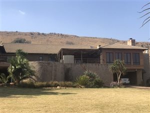 28 ha Farm in Donkerhoek