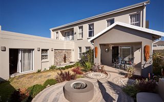 3 Bedroom House in Blue Hills